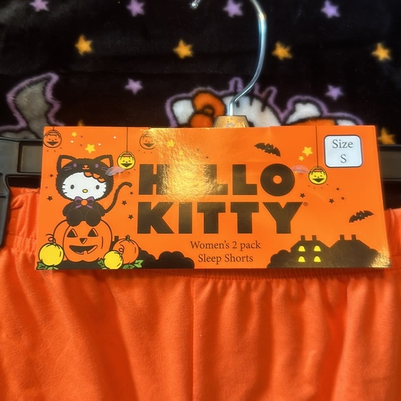 Hello kitty shorts - Picture 3 of 3